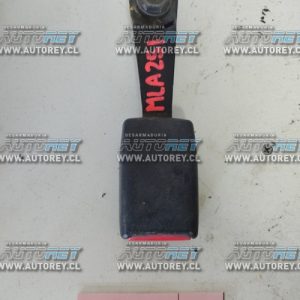 Cinturón Hembra Delantero (MLA251) Mitsubishi L200 2015 $20.000 + IVA