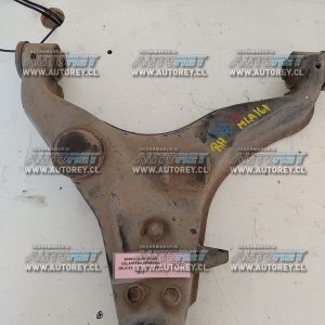 Bandeja Inferior Delantera Derecha (MLA161) Mitsubishi L200 2015 $35.000 + IVA