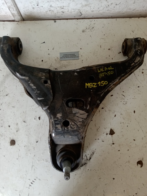 Bandeja Inferior Delantera Izquierda (MBZ150) Mazda BT50 2019 4×4 $60.000 + IVA