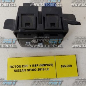 Botón DPF y ESP (NNP079) Nissan NP300 2019 LE Automática $10.000 + IVA