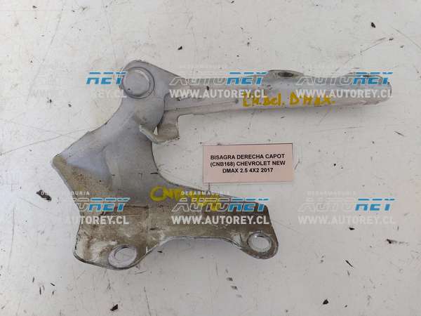 Bisagra Derecha Capot (CNB168) Chevrolet New DMAX 2.5 4×2 2017 $10.000 + IVA