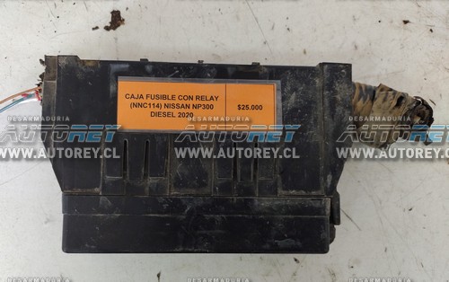 Caja Fusible Con Relay (NNC114) Nissan NP300 Diesel 2020 $25.000 + IVA