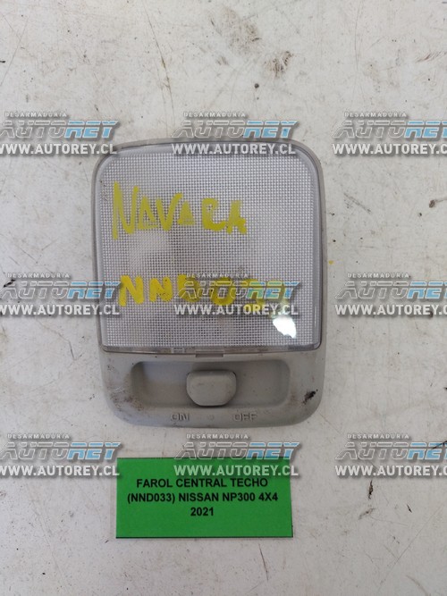 Farol Central Techo (NND033) Nissan Np300 4×4 2021 $10.000 + IVA