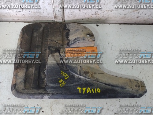 Bota Barro Delantero Derecho (TYA110) Toyota Hilux 2.5 2012 $15.000 + IVA