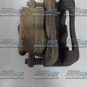 Caliper Delantero Izquierdo (MPU055) Mahindra Pick Up 2.2 2012 $35.000 + IVA