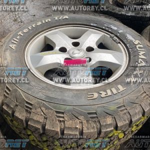 Llanta aluminio con neumático 245 70 R16 (SNK225) Ssangyong Kyron 2.0 2013 $90.000 mas iva