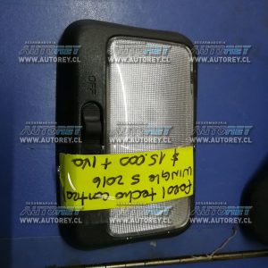 Farol techo central Great Wall Wingle $8.000 mas IVA (3)