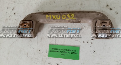 Manilla Techo (MXU032) Mahindra XUV500 2.2 Diesel 2013 $5.000 + IVA