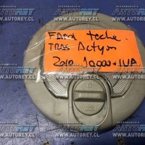 Farol central techo Ssangyong Actyon 2007 al 2012 $8.000 mas iva (4)