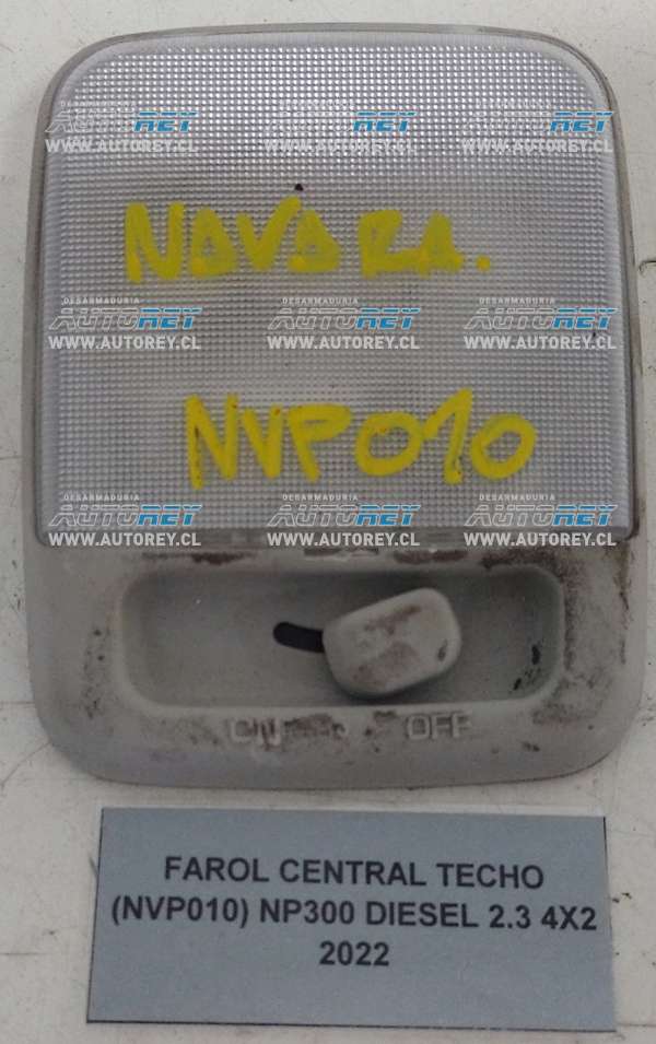 Farol Central Techo (NVP010) Nissan NP300 Diesel 2.3 4×2 2022 $10.000 + IVA