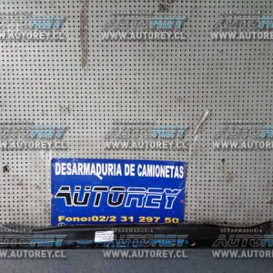 Tensor rueda trasera derecha Nissan NP300 $25.000 más iva (2)