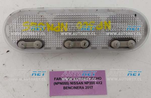 Farol Delantero Techo (NPN055) Nissan NP300 4X2 Bencinera 2017 $10.000 + IVA