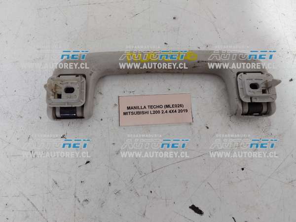 Manilla Techo (MLE026) Mitsubishi L200 2.4 4×4 2019 $8.000 + IVA