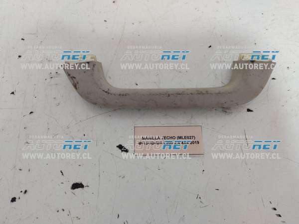 Manilla Techo (MLE027) Mitsubishi L200 2.4 4×4 2019 $8.000 + IVA