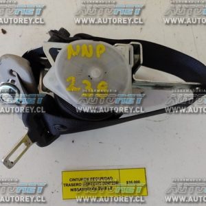 Cinturón Seguridad Trasero Derecho (NNP238) Nissan NP300 2019 LE $15.000 + IVA