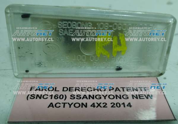 Farol Derecho Patente (SNC160) SSangyong New Actyon 4×2 2014 $8.000 + IVA.jpeg