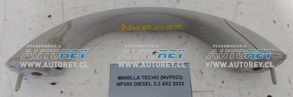 Manilla Techo (NVP023) Nissan NP300 Diesel 2.3 4×2 2022 $10.000 + IVA