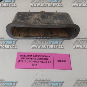 Moldura Tapiz Puerta Delantera Derecha (TY2101) Toyota Hilux 2.5 2014 $10.000 + IVA