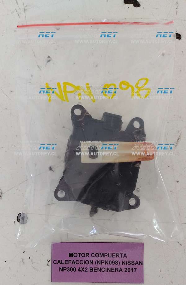 Motor Compuerta Calefacción (NPN098) Nissan NP300 4×2 Bencinera 2017 $15.000 + IVA