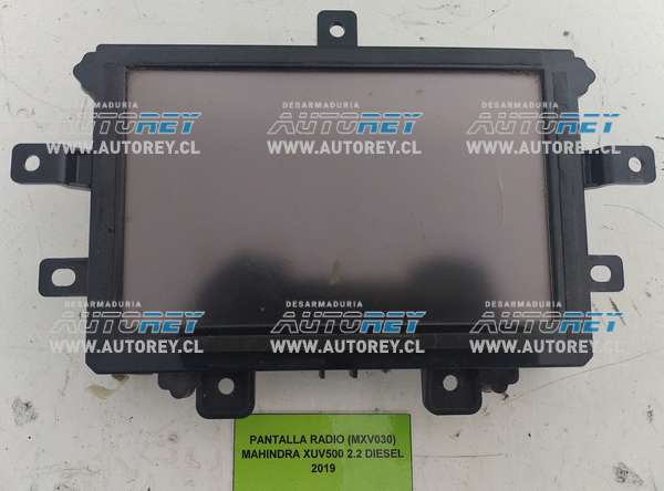 Pantalla Radio (MXV030) Mahindra XUV500 2.2 Diesel 2019 $80.000 + IVA