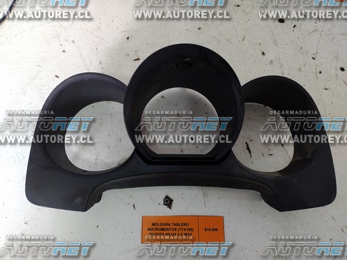 Moldura Tablero Instrumentos (TYA158) Toyota Hilux 2.5 2012 $10.000 + IVA