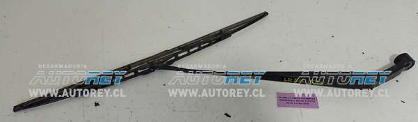 Plumilla Limpia Parabrisa Izquierda (TYD016) Toyota Hilux 2.5 4×4 2015 $15.000 + IVA