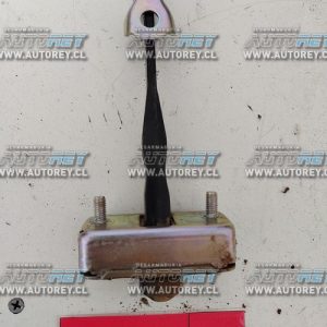 Trinquete Puerta Trasera Derecha (NP31001) Nissan NP300 2019 $10.000 + IVA