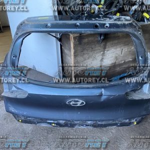 Portalon pequeño detalle (HTA239) Hyundai Tucson 2.0 2020 $100.000 mas iva