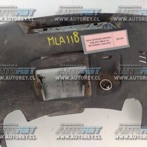 Tapa Inferior Central Tablero (MLA118) Mitsubishi L200 2015 $25.000 +IVA