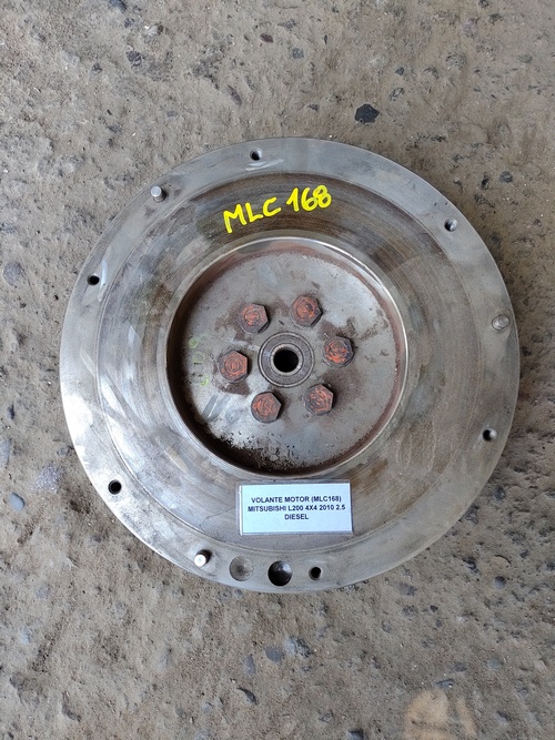 Volante Motor (MLC168) Mitsubishi L200 4×4 2010 2.5 Diesel $80.000 + IVA