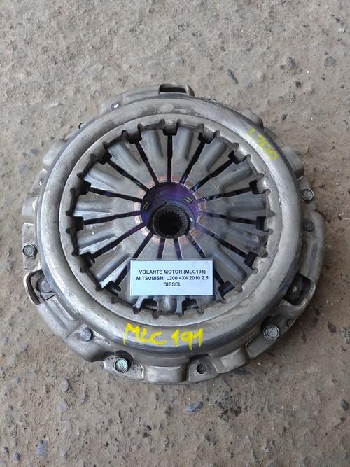 Volante Motor (MLC191) Mitsubishi L200 4×4 2010 2.5 Diesel $80.000 + IVA