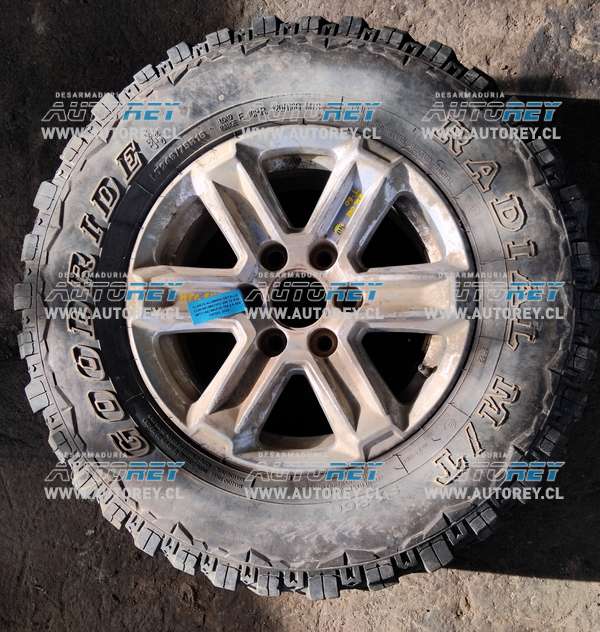 Llanta Aluminio Detalle Con Neumático 245 75 R16 (MTC146) Maxus T60 2.8 4×4 Diésel 2022