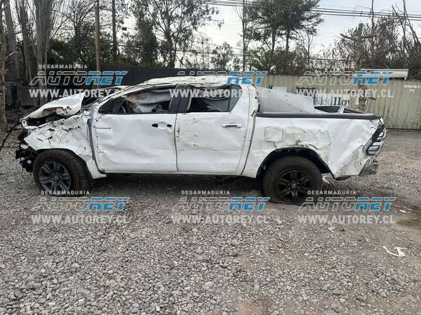 Enero 2025 – TOYOTA HILUX 2.8 SR 4X4 2023