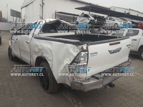 Enero 2025 – TOYOTA HILUX 2.8 SR 4X4 2023