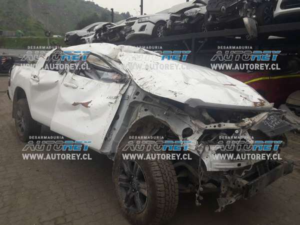 Enero 2025 – TOYOTA HILUX 2.8 SR 4X4 2023