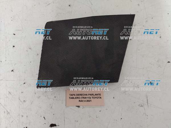 Tapa Derecha Parlante Tablero (TRA113) Toyota Rav 4 2021 $10.000 + IVA