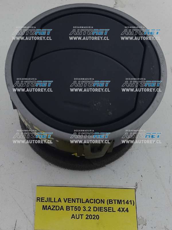 Rejilla Ventilación (BTM141) Mazda BT50 3.2 Diesel 4×4 AUT 2020 $18.000 + IVA