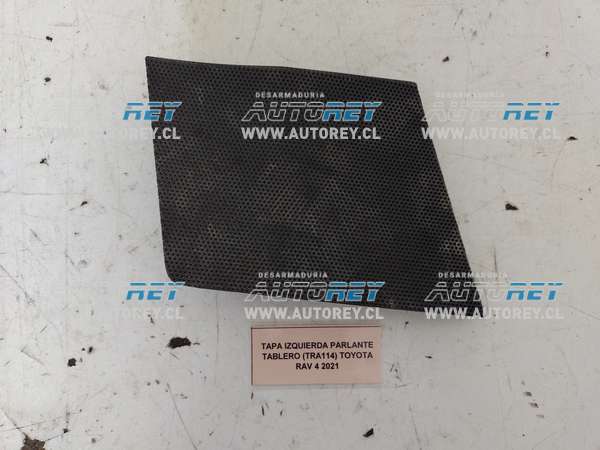 Tapa Izquierda Parlante Tablero (TRA114) Toyota Rav 4 2021 $15.000 + IVA