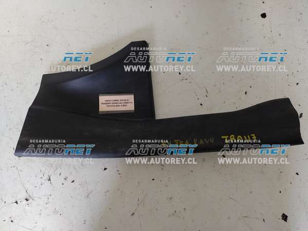 Tapiz Cubre Zócalo Trasero Derecho (TRA117) Toyota Rav 4 2021 $10.000 + IVA