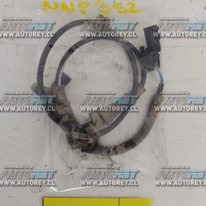 Sensor ABS Delantero Izquierdo (NNP352) Nissan NP300 2019 LE $50.000 + IVA