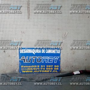 Plumilla limpia parabrisas derecha Ford transit 2019 $30.000+IVA